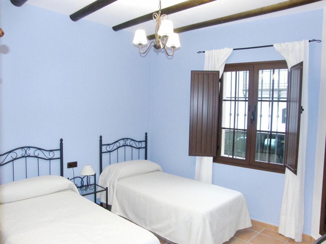 Hotel El Romeral Almadén de la Plata Exteriör bild