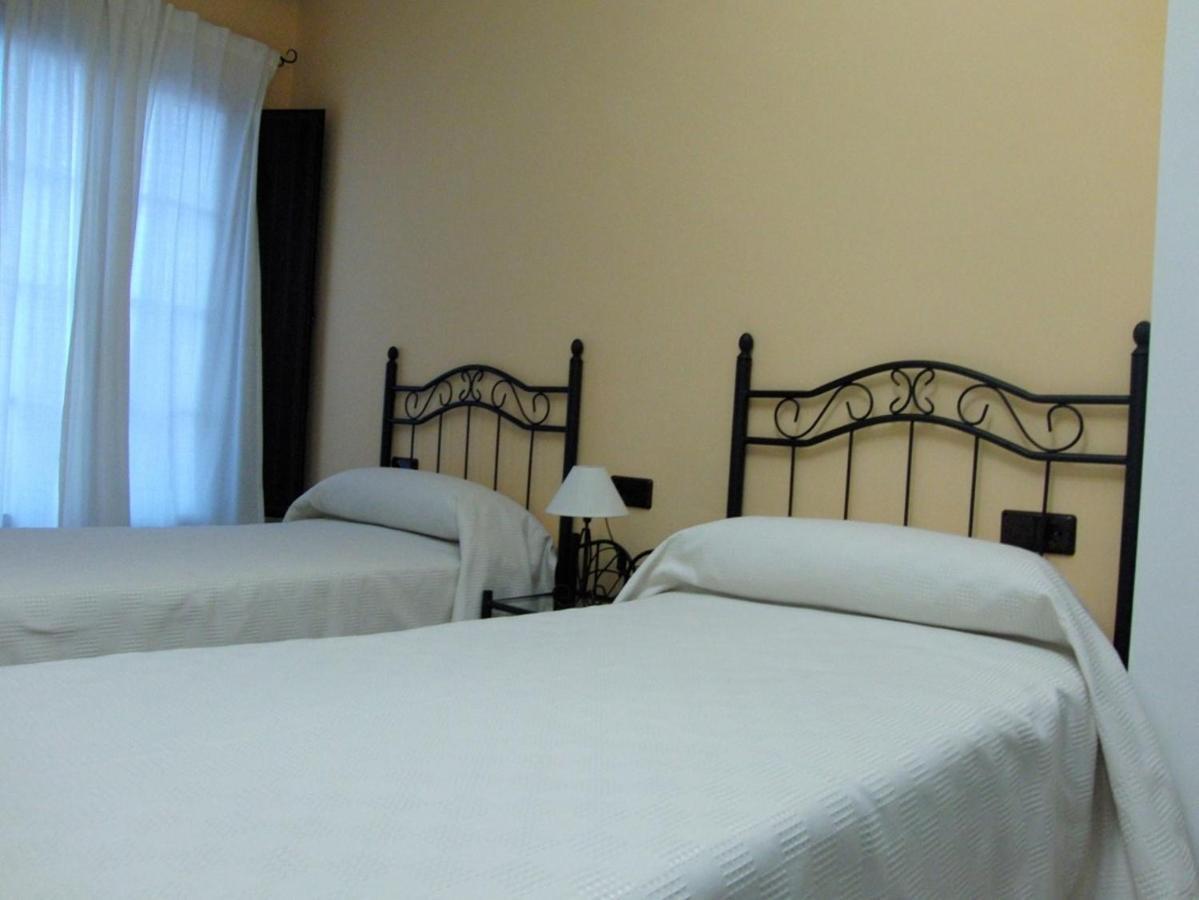 Hotel El Romeral Almadén de la Plata Rum bild